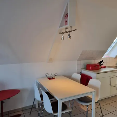 Kattenwarft Og Apartment *